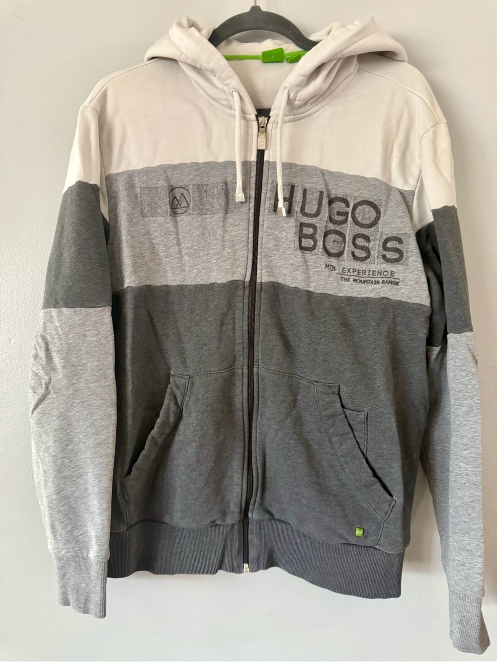 Vintage Hugo Boss Green Label "Mountain Range" Full-Zip Hoodie - Grey/White L